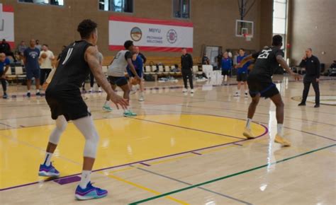 VIDEO: Los Angeles Clippers practice near San Diego County