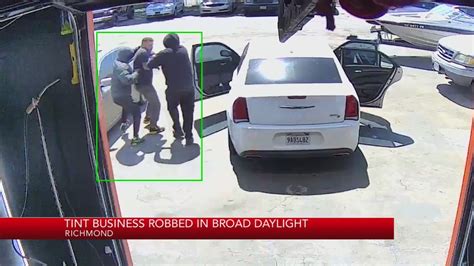 VIDEO: Richmond business robbed in broad daylight