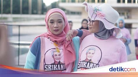 VIDEO SEKS model lokal & Bispak SMA info xvdieo com panjang banget cek kamera sudut sekarang NuVid Milf pengalaman terbaik image 1