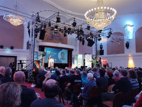 Vienna Summit - wintechmobiles.com