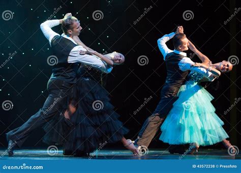 Viennese Waltz #ballroomdancesport#viennesewaltz#slowdance#waltz - muktibox.com