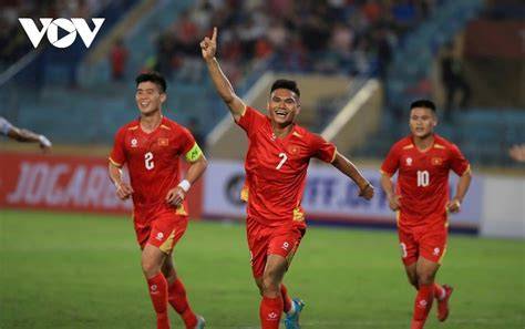 Vietnam cruise past Bangladesh 3-0 in friendly ahead of Asian Cup ... - raincitystudios.com