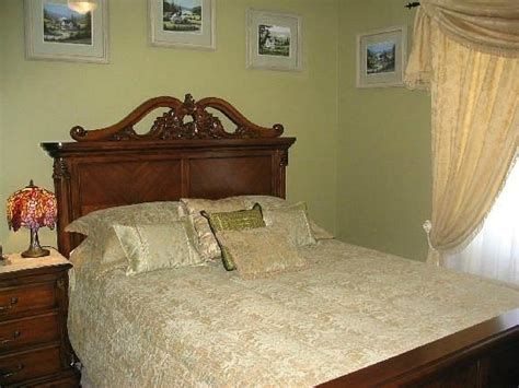 VINEYARD VIEW BED & BREAKFAST - Prices & B&B …