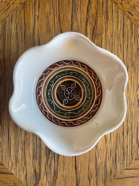 Vintage Dragon Pottery - 24 For Sale on 1stDibs - balustradellc