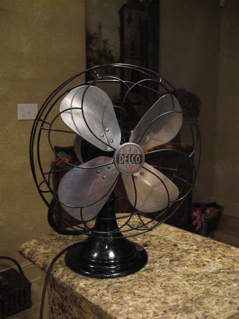 Vintage Fan Restoration by Female Mechanic - muktibox.com