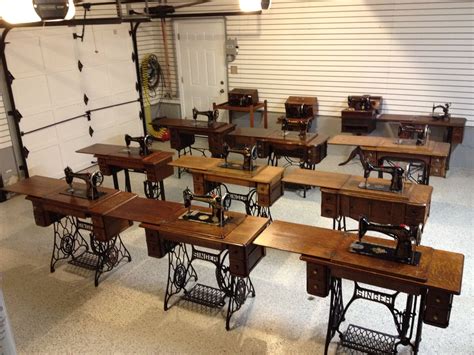 Vintage Sewing Machine Garage - muktibox.com