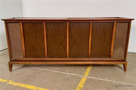 Vintage Stereo Cabinet - Etsy - balustradellc