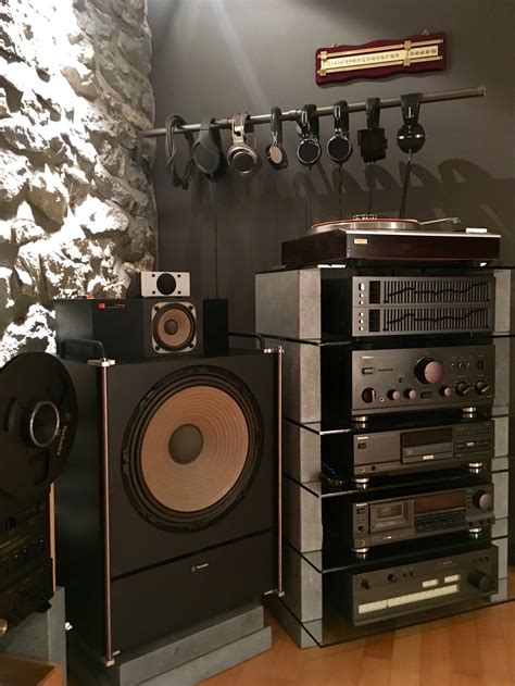 Vintage Technics HiFi database - balustradellc