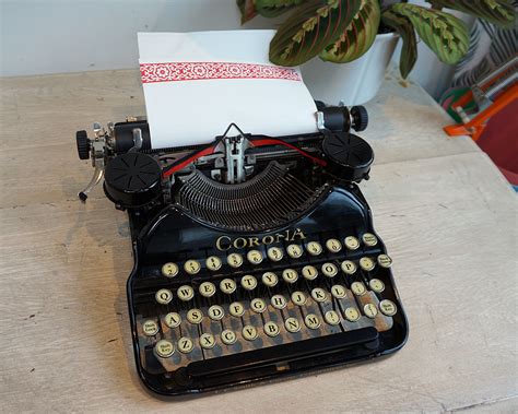 Vintage Typewriters for Sale | Manual & Electric Models - balustradellc