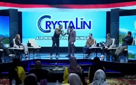 Viral Insiden Abu Janda Bersikap Kasar dalam Dialog TV, Gus Hilmi ... - balustradellc