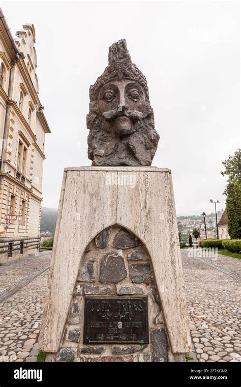 Vlad the Impaler Statue - Bronze Finished Historical Decor - Etsy - balustradellc