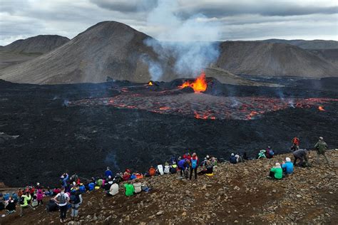 Volcanic Eruptions in Iceland: A Complete Timeline - balustradellc