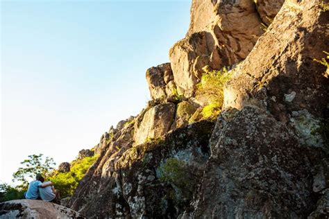 Volcanic Rock Climbing Routes: Ultimate Travel Plan - balustradellc