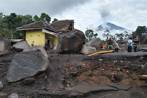 Volcano eruption forces the rescue of more than 170 … - balustradellc
