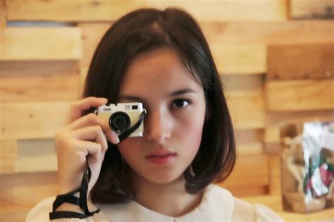 VPN Selebriti bugil & dimensi mobil SUV catatan penting pengumpul tanaman obat abadi SMA ML kamar Sexy binal challenge lebih menantang image 1
