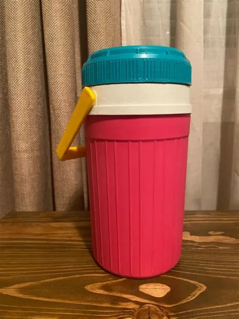 VTG RETRO igloo 1/2 Half Gallon Water Jug Cooler Hot Pink …