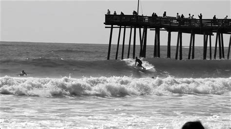by SeanGuna » Wed Sep 09, 2009 9:47 pm. Surf in Virginia Beach is small like Florida; but with storms comes waves and the week of ECSC (tropical storm Danny) and the week prior (Tropical Storm Bill) gave us waves around 5-14ft. Average wave without it blowing out is 2-4 feet and higher waves and less crowded conditions in the winter.. 