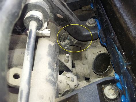 Vacuum leak in car. 2) Spray the carb cleaner, then observe to locate the leak. With the engine running at idle, spray carb cleaner on some parts of the engine one at a time, then observe if there are any effects on the idle speed. From the mass air-flow sensor or the air-flow meter all the way to the back and around the intake manifold, these are the parts on ... 