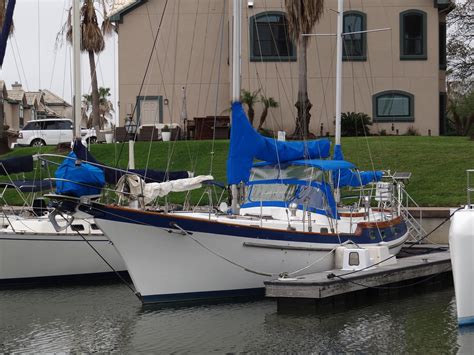 Vagabond Westwind 42 Center Cockpit - boats.com