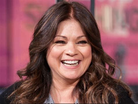 Valerie Bertinelli guest-hosted 'Saturday Night Live' in the 1980s Their 'fling' ended partly because Spielberg hated garlic. The two began dating in earnest and attended film screenings .... Valerie bertinelli nude