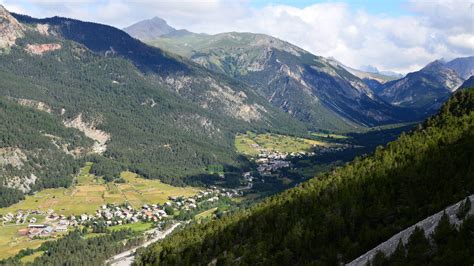 Vall&eacute;rsgatan, 50 m2, 1 rum, 9.000 kr