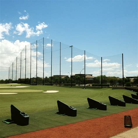 Valley golf center. Valley View Golf is driving range located in Newtown Square. With 42 stalls (24 of which are covered and heated), lessons offered and a fully stocked snack bar, this is the perfect place to work on your game or get started. A 9 hole course and mini golf are coming soon. 