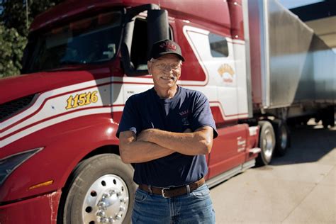 Valley transportation. Whether you are accelerating into the next stage of your career or just starting out in your life of a steel hauler, Valley Transportation offers you the opportunity to live your best life, both at work and on your own time. Apply Now Request Information Benefits You only live once. You only have one chance to get the most out of your life. 