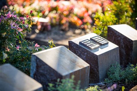Valleyview funeral home kelowna. .  ...