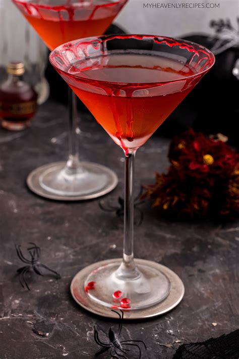 Vampire's kiss cocktail. Vampire Kiss Martini. Recipe courtesy of Sandra Lee. For the grown-ups who aren't on chaperone duty, try this Halloween-style twist on a classic Champagne cocktail. Sandra Lee suggests garnishing ... 