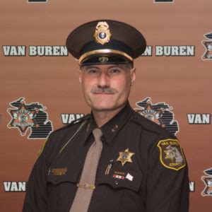 The Van Buren County Sheriff, Randy Gurley, is the head law enforcement officer in the county.The Sheriff’s Office can be found at 184 Detention Drive, Clinton, Arkansas, 72031. The phone number is 501-745-2112. Van Buren County is located in the central area of Arkansas. Van Buren County has a total area of 709 square miles.. 