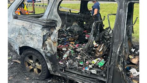 Van with thousands of vapes burns on Connecticut highway