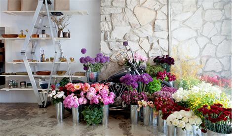 Vancouver Flower Shop - Best Florists Online - TilaFlower Boutique