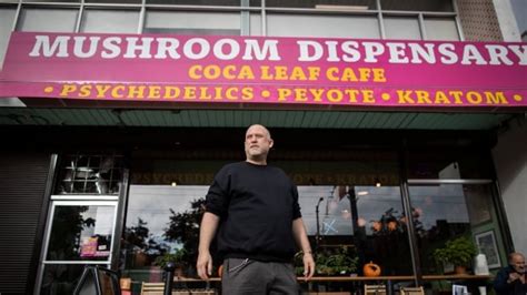 Vancouver magic mushroom stores raided by police are reopening