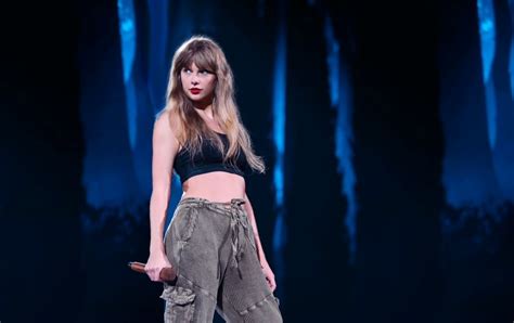 Vancouver taylor swift. Company to give away hundreds of premium seats with national contest for Vancouver and Toronto shows . VANCOUVER, November 2, 2023 – Rogers Communications Inc. announced today it is the proud presenting sponsor of Taylor Swift | The Eras Tour in Vancouver.Swift will be performing on … 