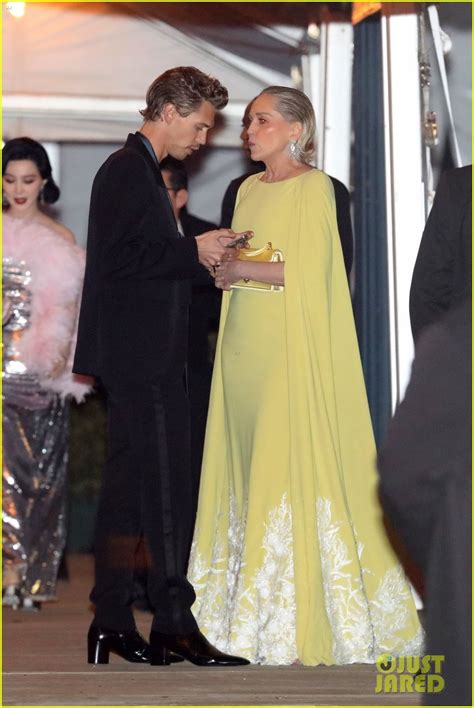 Vanessa Hudgens dodges Austin Butler at Oscars afterparty - MSN