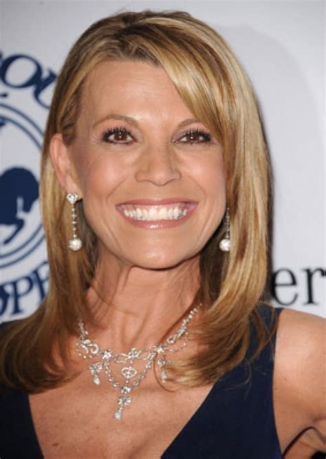 Vanna White - Biography - IMDb