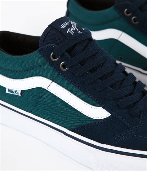 Vans dress shoes. 22 Oct 2020 ... Comments309 · 12 Ways to Style Vans Sneakers | Men's Fashion | Outfit Ideas · 10 NEW WAYS HOW TO LACE YOUR VANS OLD SKOOL | SHOE LACING · 1... 