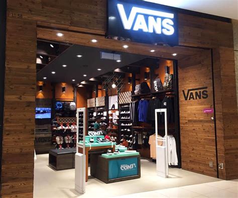Vans stores near me. Vans Dealers / Store Locations in Syracuse, NY. vans/chevron_left. Select a state /; New York /; SYRACUSE. Syracuse. 1 Destiny USA Dr. Space F-212, NY, ... 