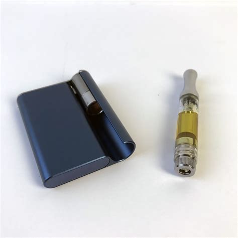 Answered By: Cody Brown Date: created: Oct 10 2023. It's common for some vape pen batteries to stop working because of a short circuit, and this is usually indicated with the light blinking 3 times. It can also mean there is a chance there is not a good connection being established with the vape cartridge and battery.. Vape battery blinks 20 times when charging