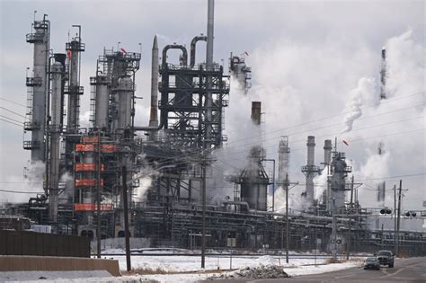 Vapor leak from unused pump caused Christmas Eve explosion and fire at Suncor refinery, OSHA finds