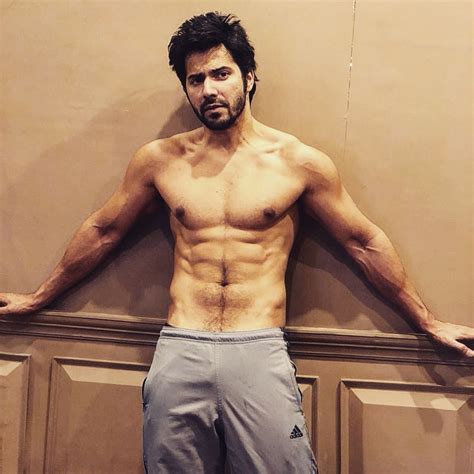 474px x 474px - Varun dhawan naked photo | Varun Dhawan reacts to trolls for his 'Boner'  workout picture!