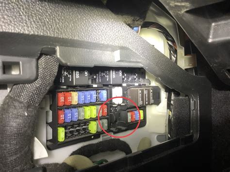 Ve commodore fuel pump relay problems. 76K subscribers Subscribe Aug 24, 202...