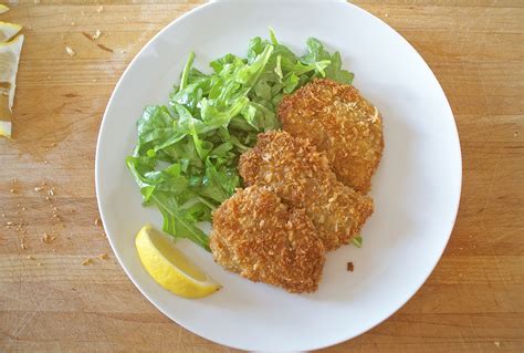 Veal cutlets. Place a thick plastic bag on top of a cutlet and pound it with a meat mallet starting from the center and moving towards the edges until is uniformly thick – 2/16-3/16 of an inch (3-4mm). It should be really thin. If using pork, you can make thicker cutlets, about 1/4 inch (6mm) thick. 