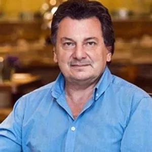 Vedat Milor Biyografya.