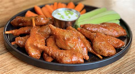 Vegan chicken wings. Stateside, 200-unit chain Donatos Pizza added vegan “wings” in the form of seasoned cauliflower florets to its menu in 2021. And during the 4/20 festivities this year, media mogul DJ Khaled added LikeMeat’s vegan wings to his chicken concept Another Wing. Should it decide to add vegan chicken to its menu, Wingstop has many partners … 