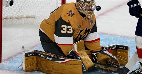 Vegas goalie Adin Hill makes highlight-reel stick save in Game 1 of Stanley Cup Final