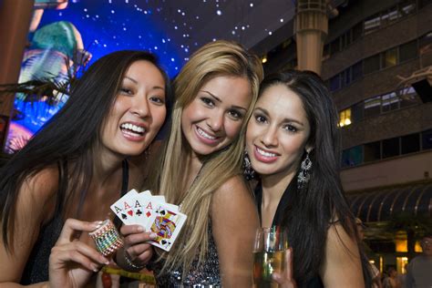 Vegasvip - A Bachelor Party VIP Package. You can save a lot of legwork by booking a bachelor party package, like those listed here (link). Book your party item by item, and you’ll have to do restaurant …