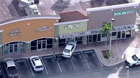 Vehicle crashes into Pincho Factory restaurant in Pembroke Pines
