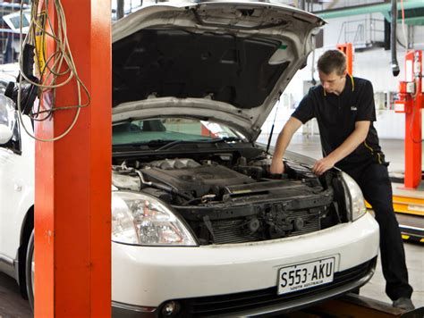 Vehicle inspections – Get a car inspection from an expert – RAA