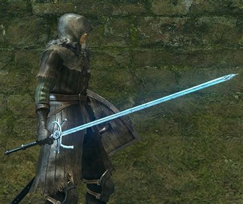 Twinkling Titanite are upgrade materials in Dark Souls. Available for